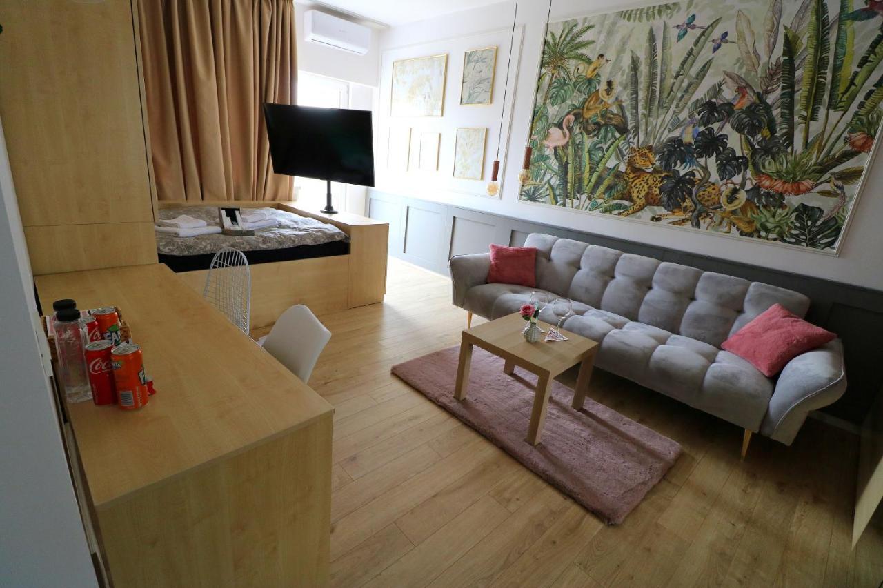 Appartement Deluxe Studio Old Center Panoramic View Terrace à Bucarest Extérieur photo